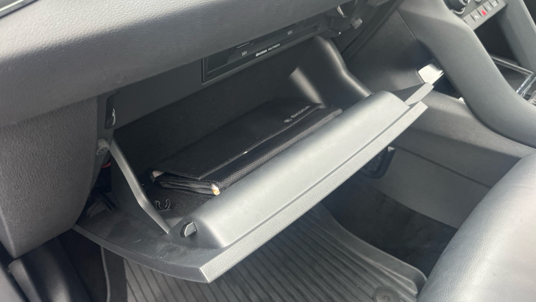 Skoda Karoq 2.0 TSI [190] Sport Line 4x4 5dr DSG Petrol Estate